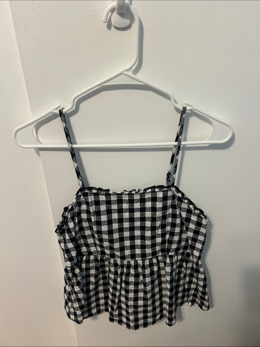 love on a hanger Black & White Gingham Ruffle-Trim Tank
